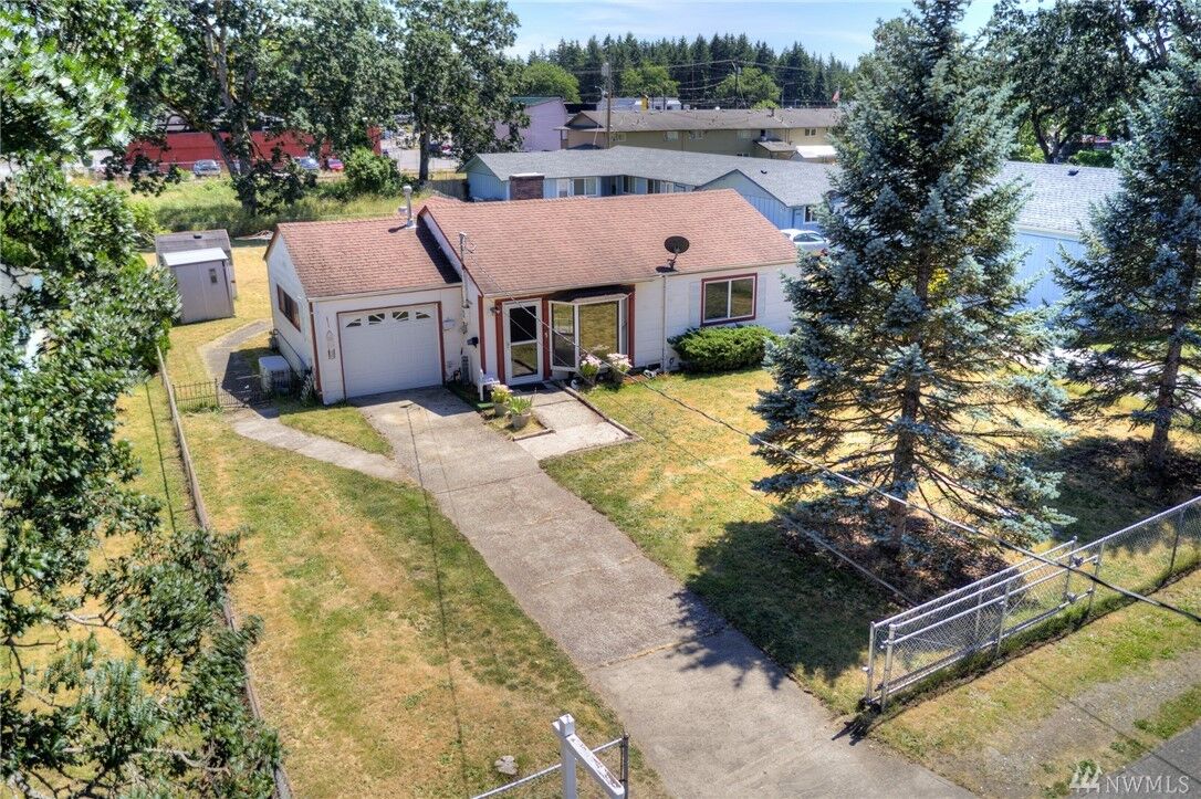 Property Photo:  14815  Washington Avenue SW  WA 98498