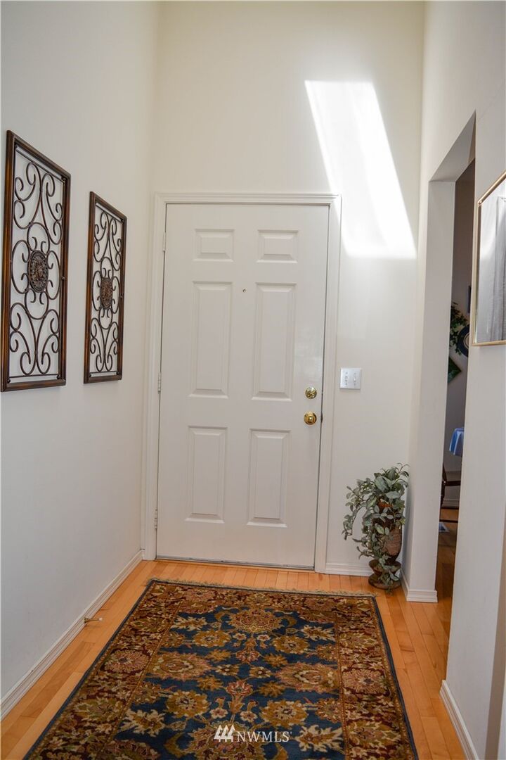 Property Photo:  22028  43rd Avenue S 133  WA 98032 