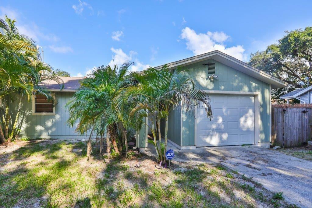 Property Photo:  1874 Sylvan Drive  FL 33755 