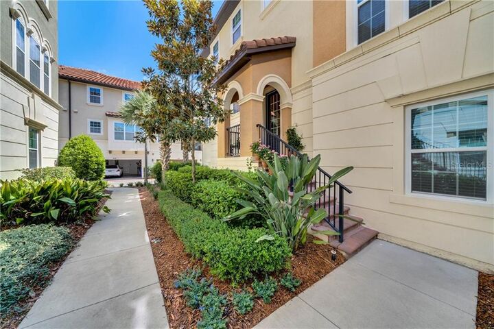 Property Photo: 712 Lobelia Drive FL 32746