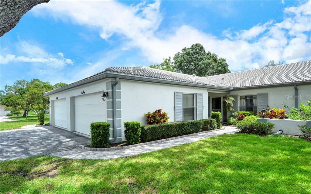 Property Photo: 3148 Ringwood Meadow 53 FL 34235