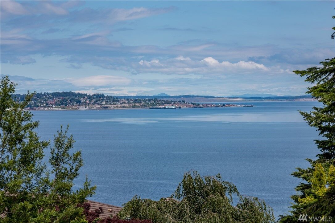 Property Photo:  231  Windship  WA 98368 