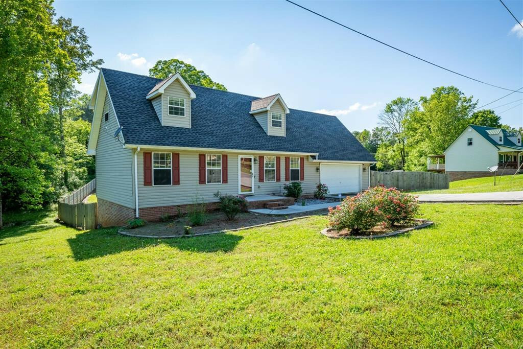 Property Photo:  334 Washington Avenue  TN 37331 