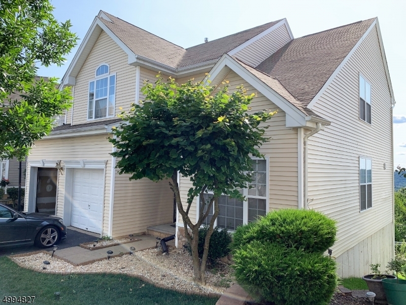 297 Winding Hill Dr  Mount Olive Twp. NJ 07840 photo