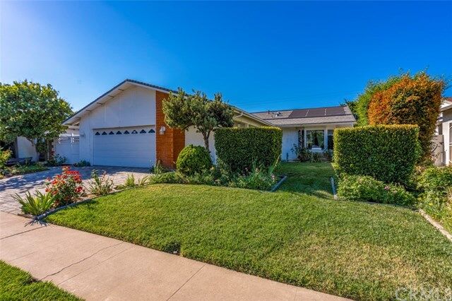 Property Photo: 570 Pierpont Drive CA 92626