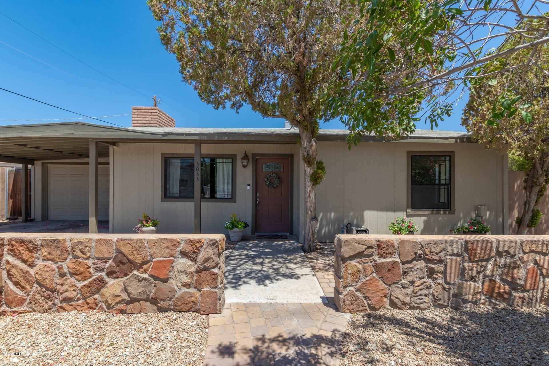 Property Photo:  3033 N 34th Place  AZ 85018 