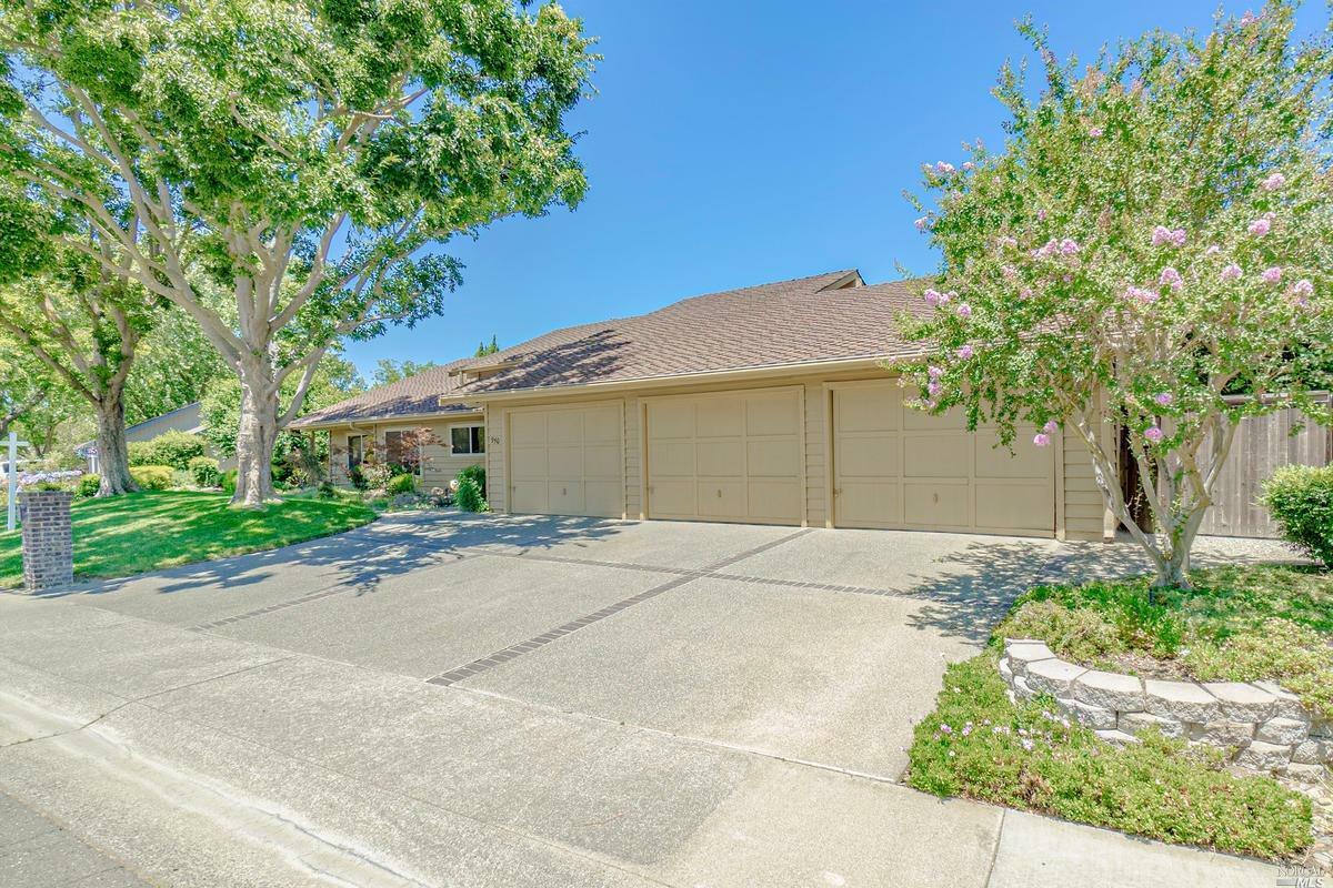 950 Sunset Drive  Dixon CA 95620 photo