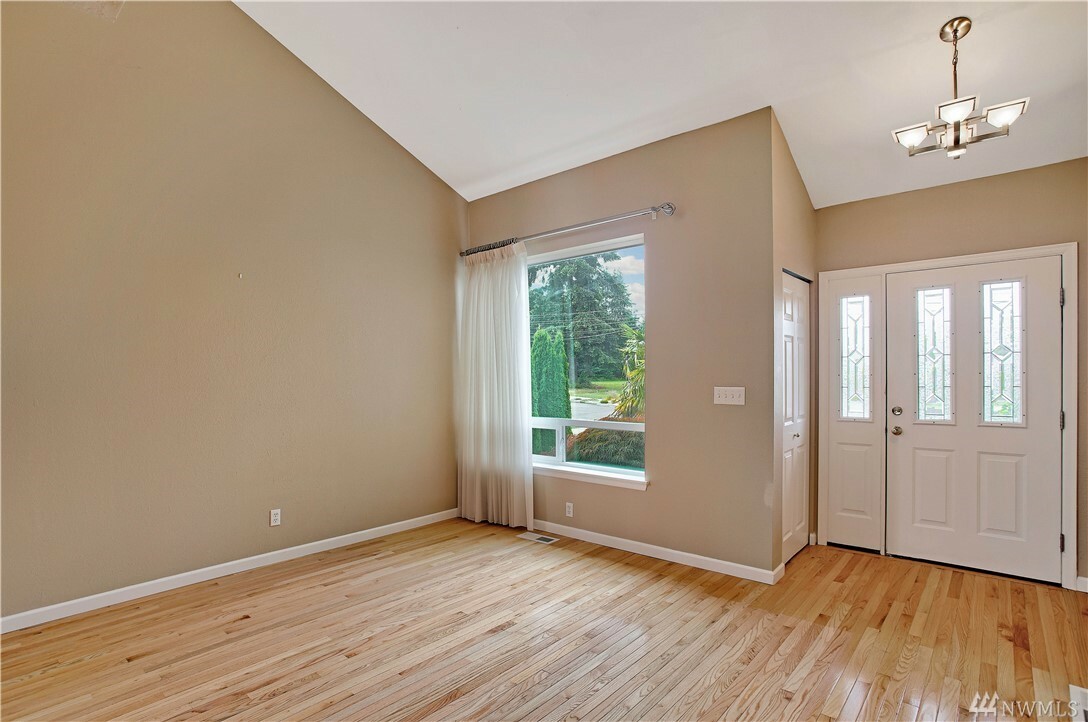 Property Photo: 4912 N 22nd St WA 98406