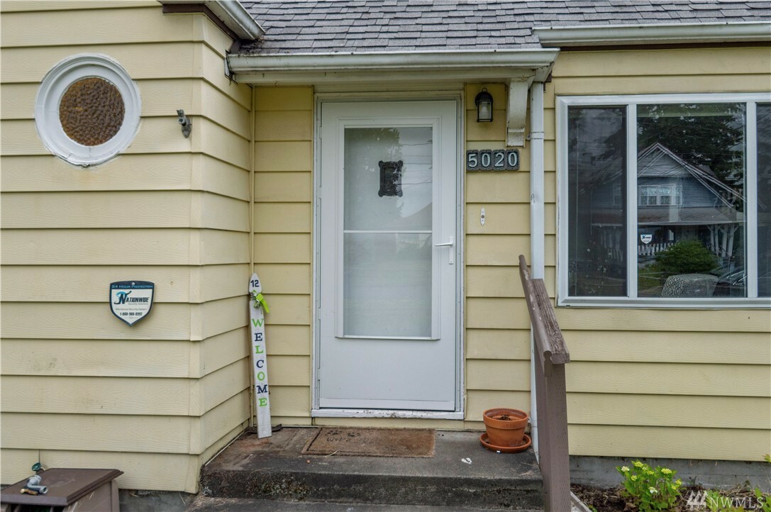 Property Photo:  5020 S I St  WA 98408 