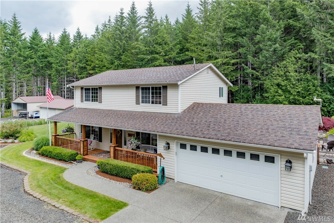 110 E Pathfinders Dr  Belfair WA 98528 photo