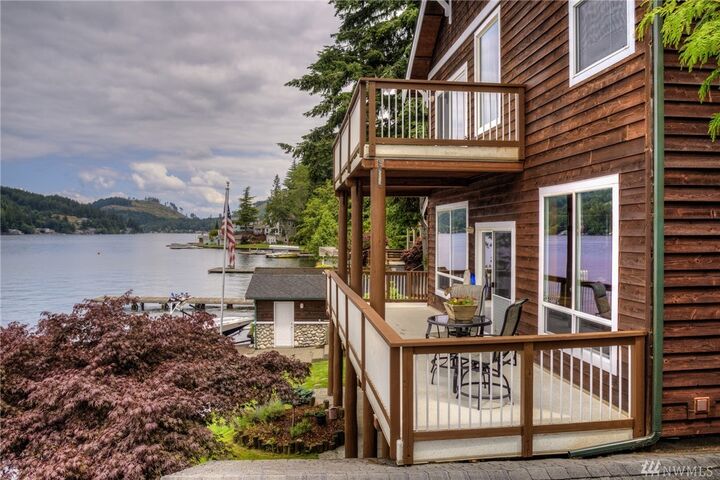 Property Photo:  545 Summit Lake Shore Rd NW  WA 98502 
