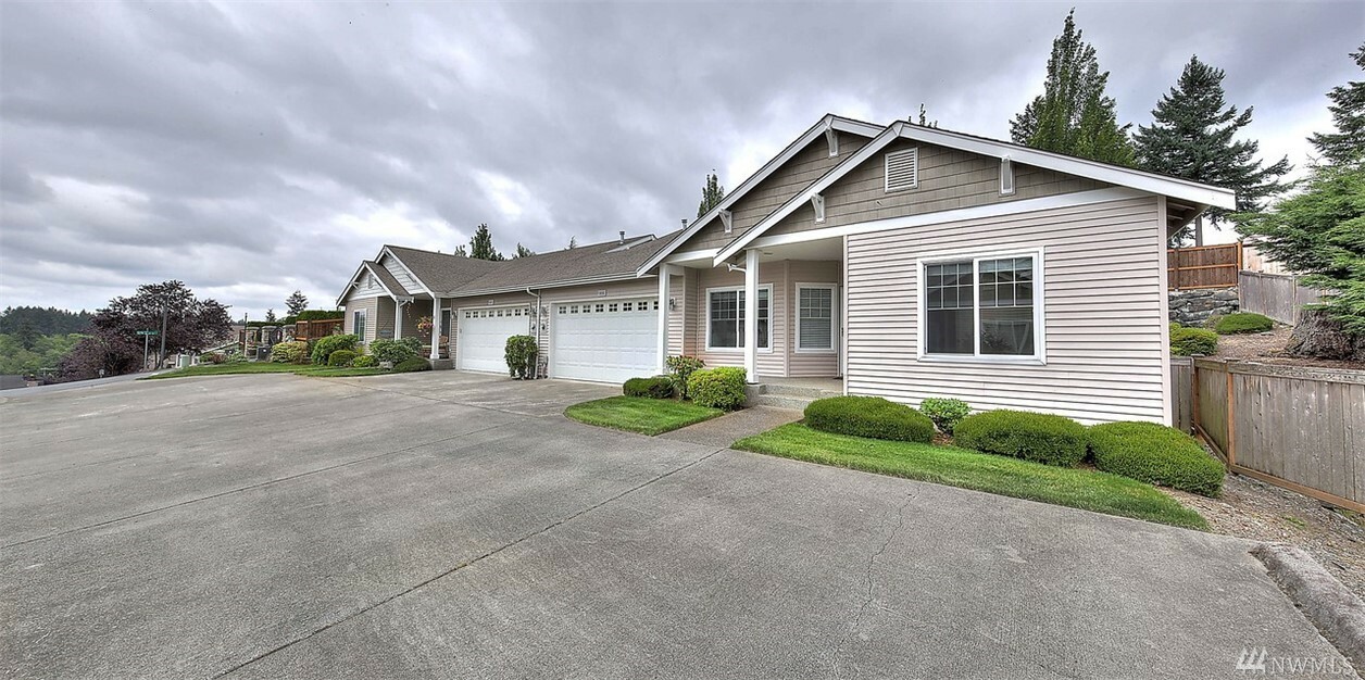 Property Photo:  5835 52nd St Ct W  WA 98467 