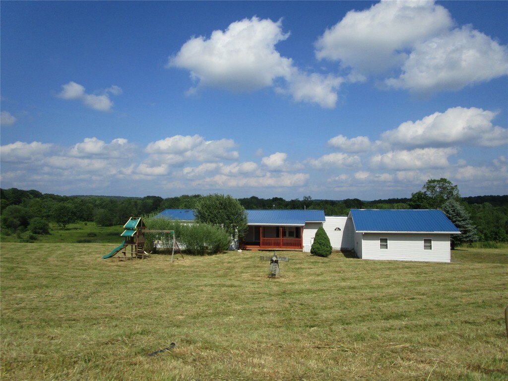 Property Photo:  352 Smith Kingsman Road  NY 13801 