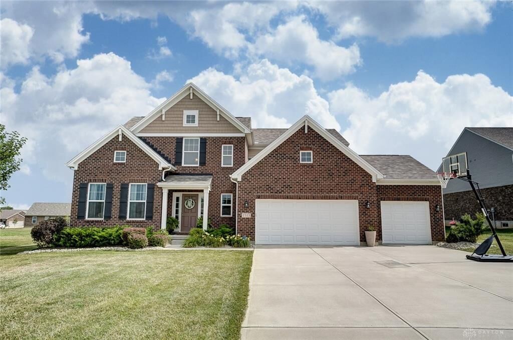 Property Photo: 1513 Spectacular Bid Court OH 45036