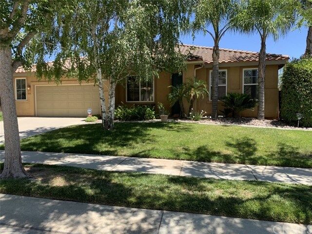 Property Photo: 1032 Sunburst Drive CA 92223