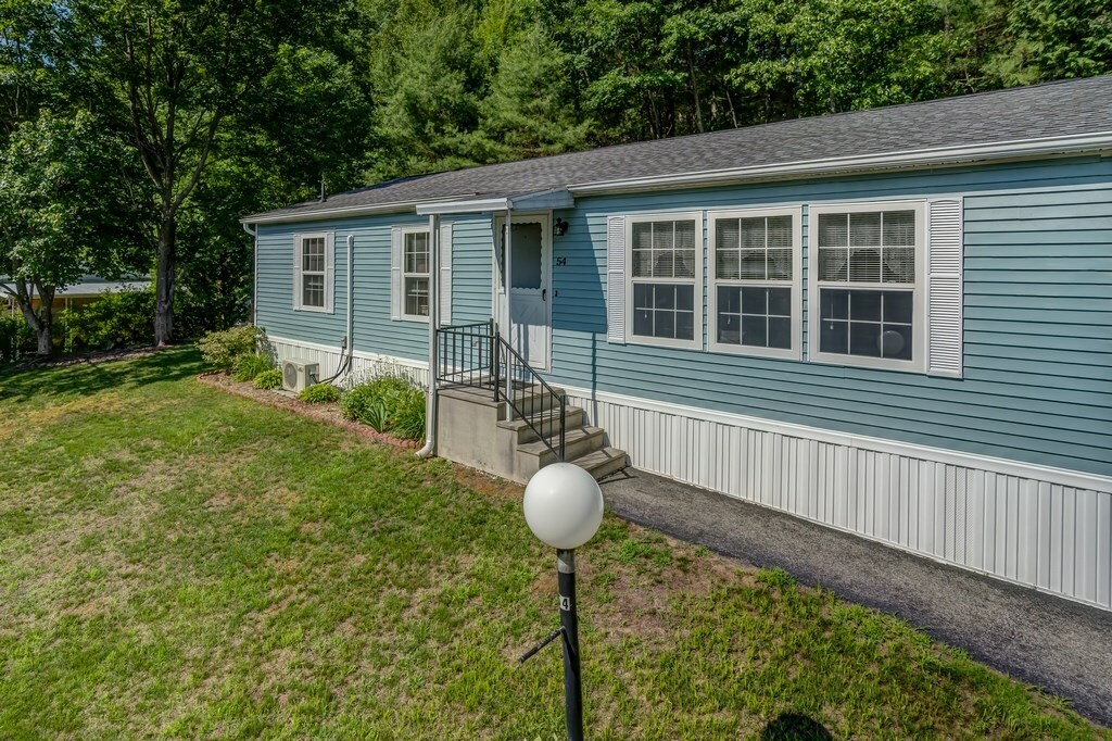 Property Photo: 54 Zachary Drive NH 03106
