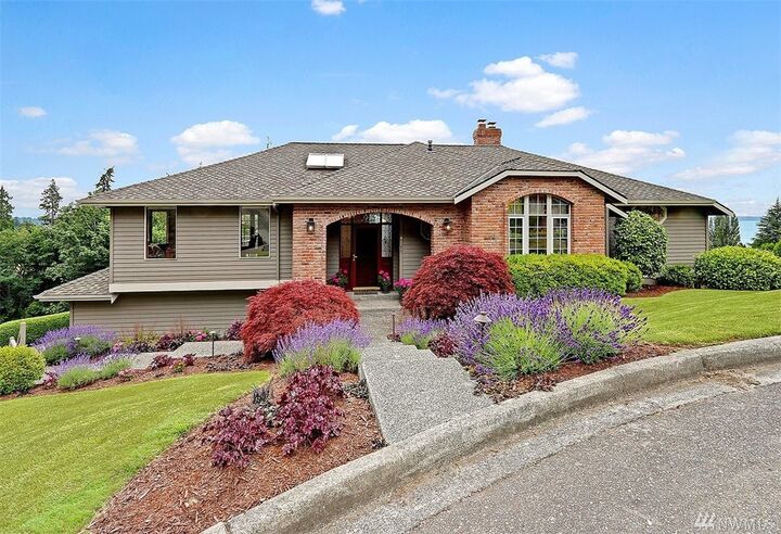 9515  Forest Dell Drive  Edmonds WA 98020 photo