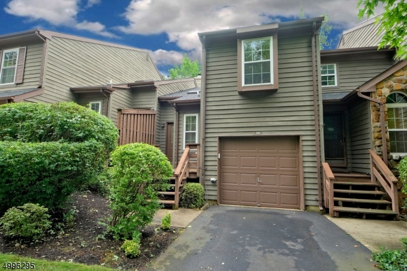 Property Photo: 28 Chicopee Dr NJ 08540
