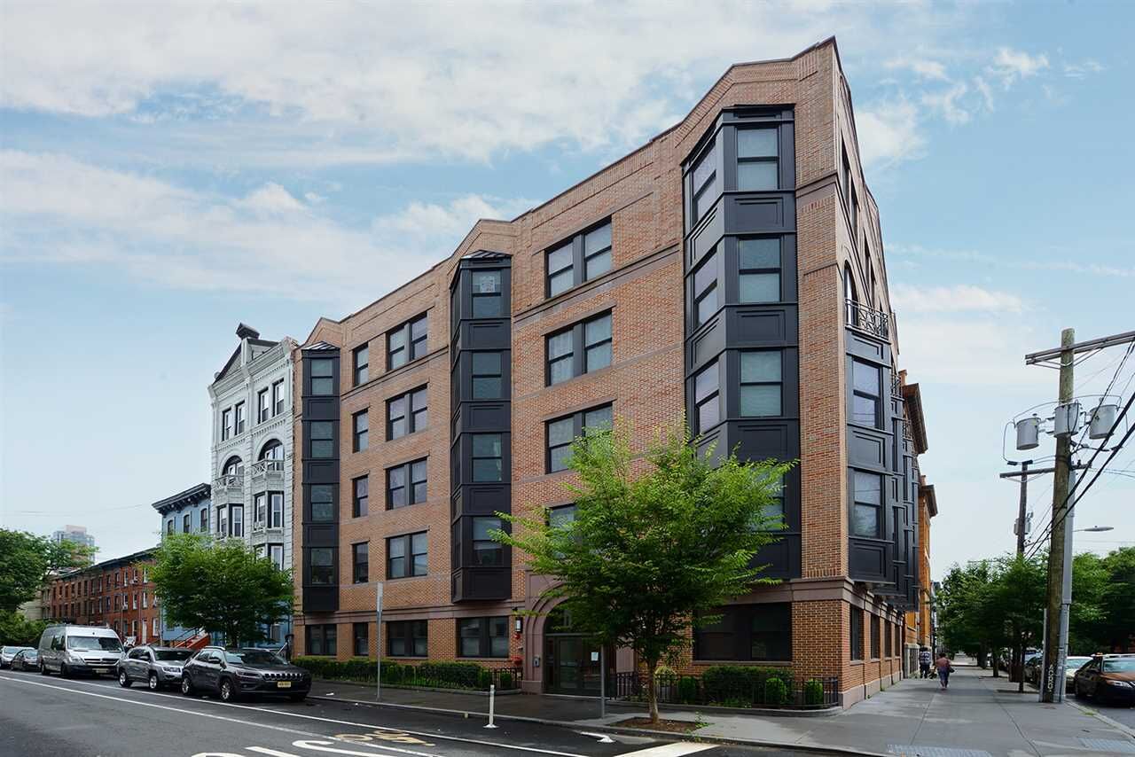 Property Photo: 227 4th St 101 NJ 07302