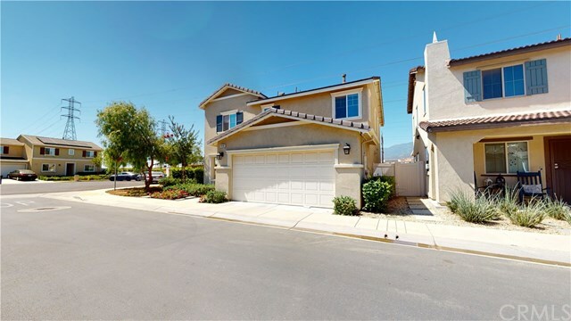 Property Photo:  1404 Chinaberry Lane  CA 92223 