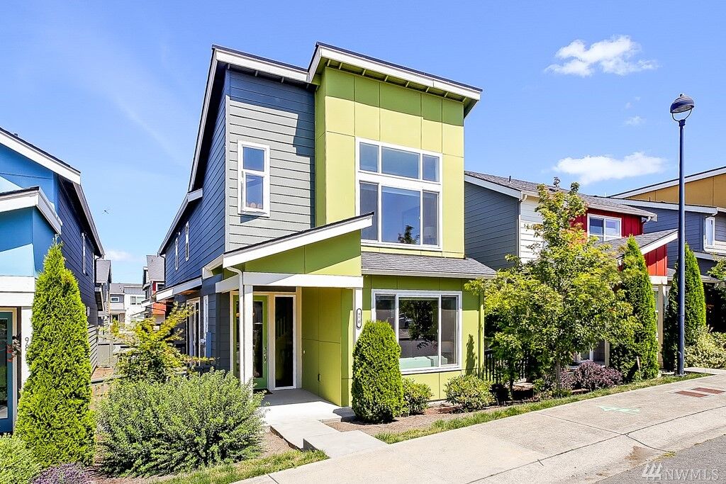 Property Photo: 970 SW 97th St WA 98106