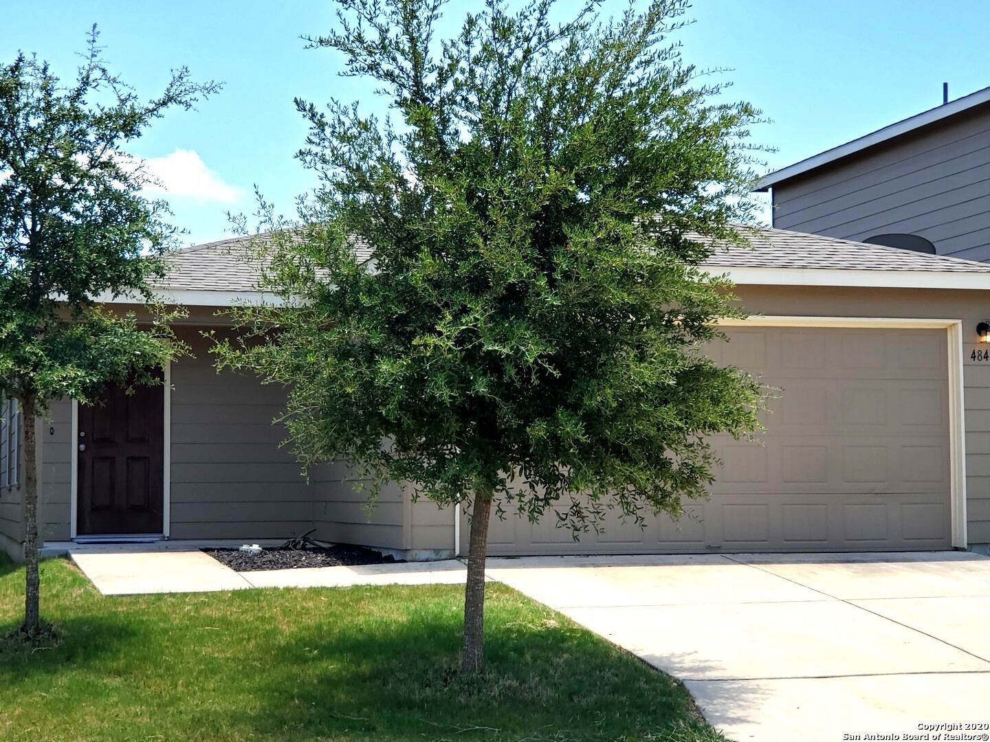 Property Photo: 484 Auburn Park TX 78154