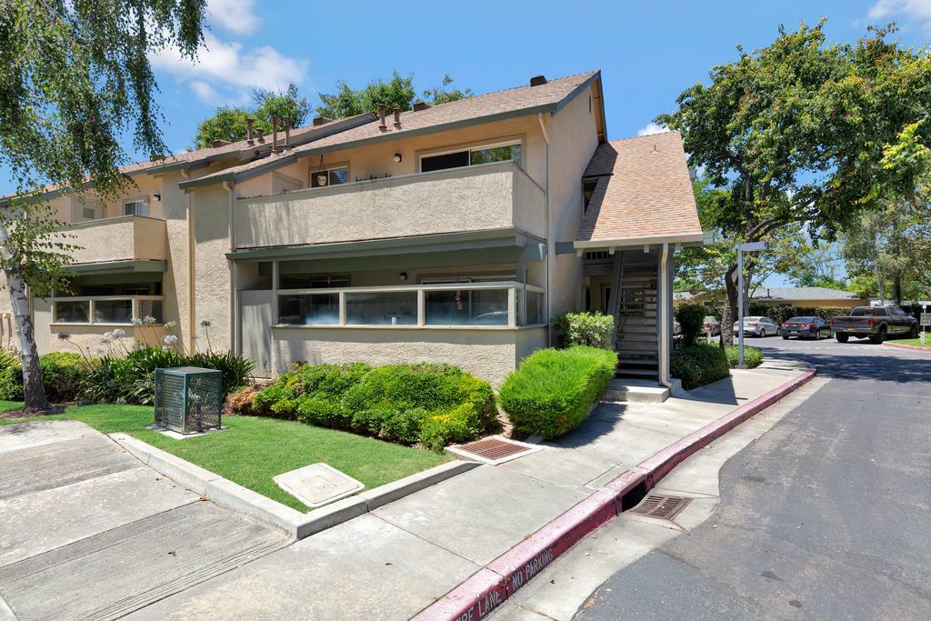 Property Photo:  1098 Summerplace Drive  CA 95122 