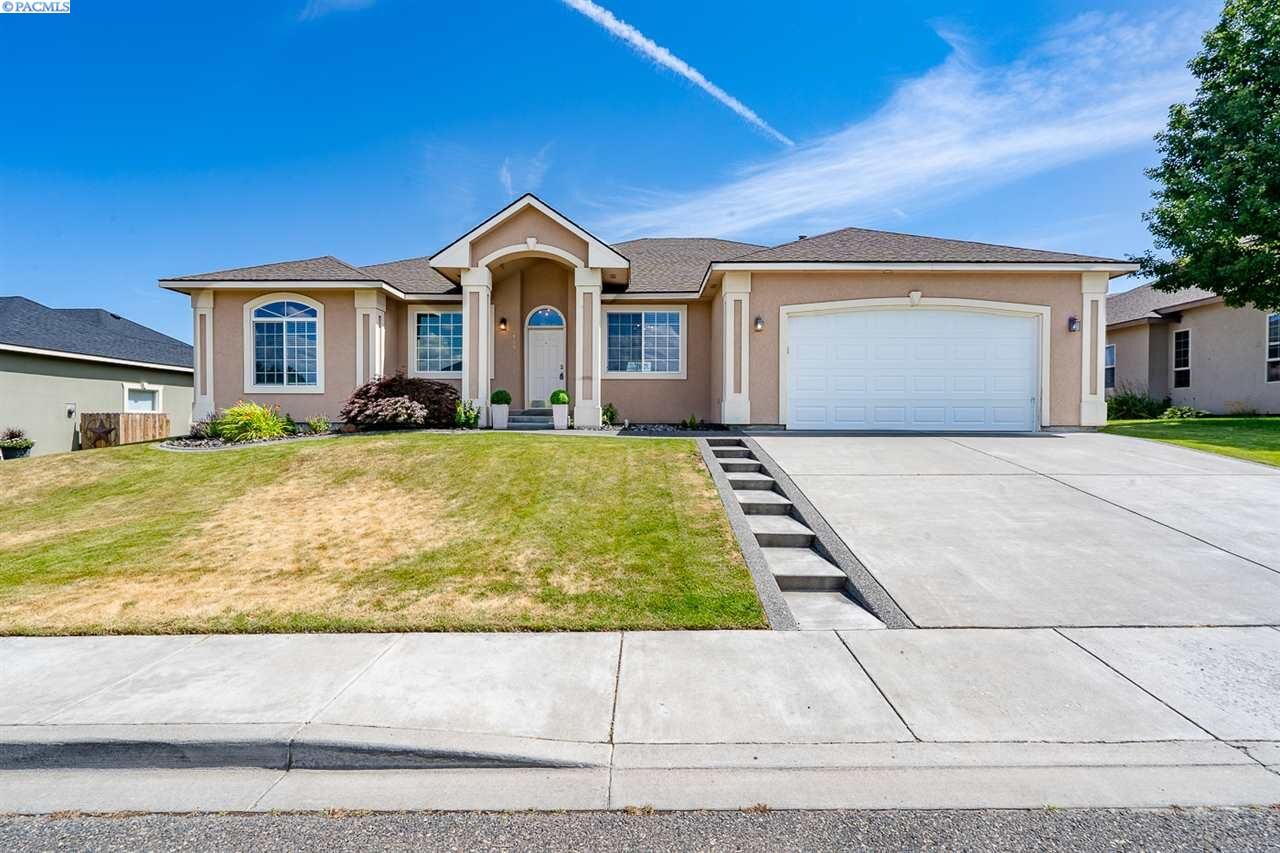 Property Photo: 3365 Nottingham Drive WA 99352-8497