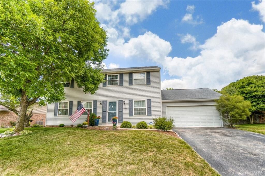 Property Photo: 1901 Sherwood Forest Drive OH 45342