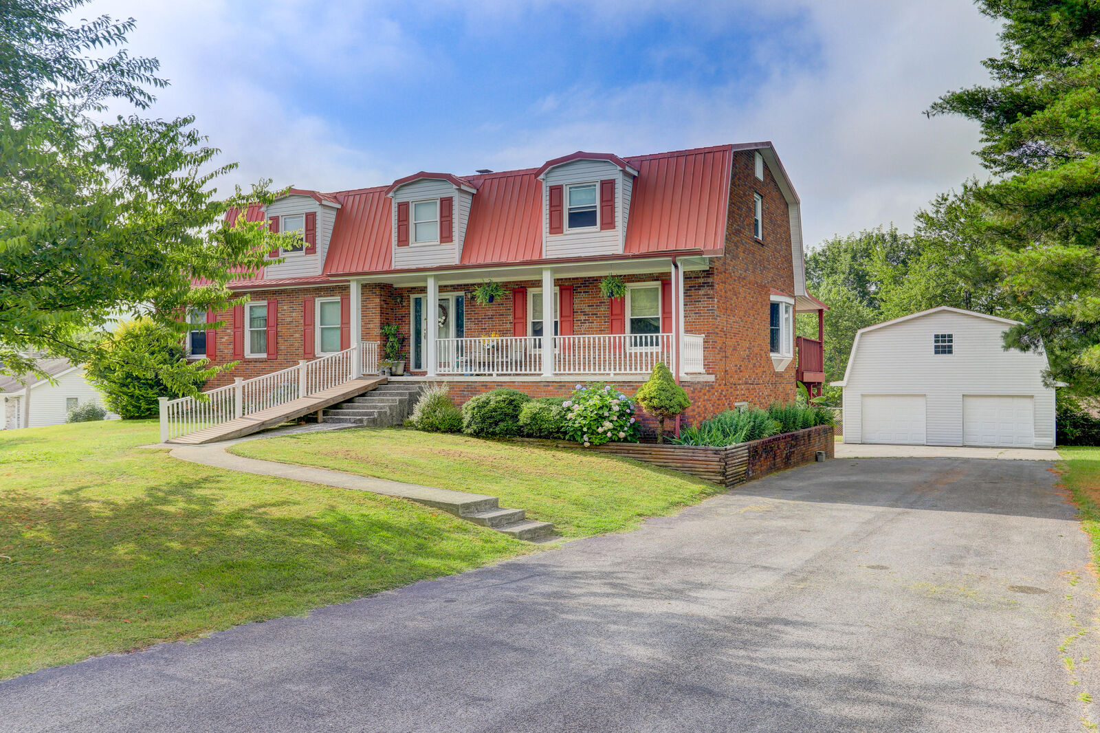 Property Photo: 226 Thacker Drive TN 37766