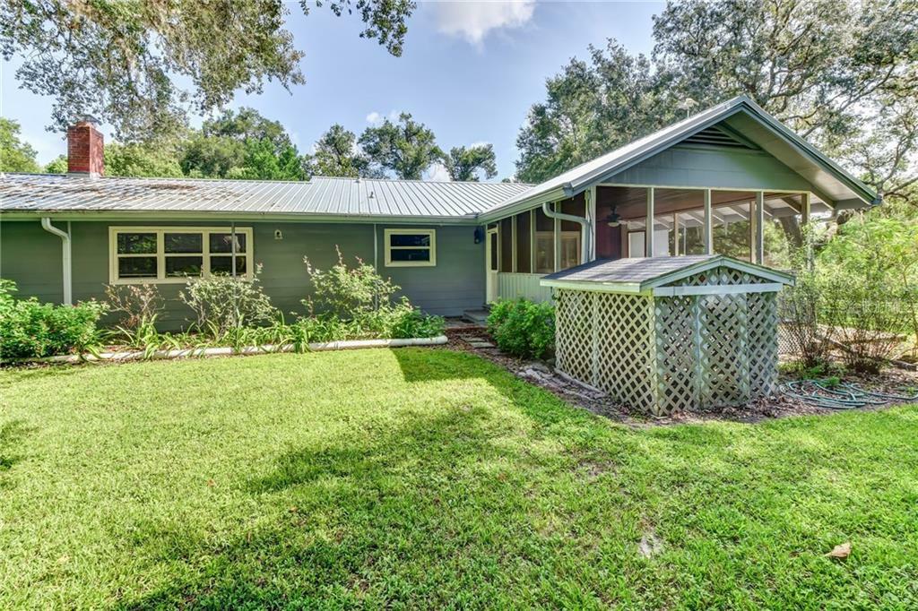 Property Photo:  363 N Pine Street  FL 32180 