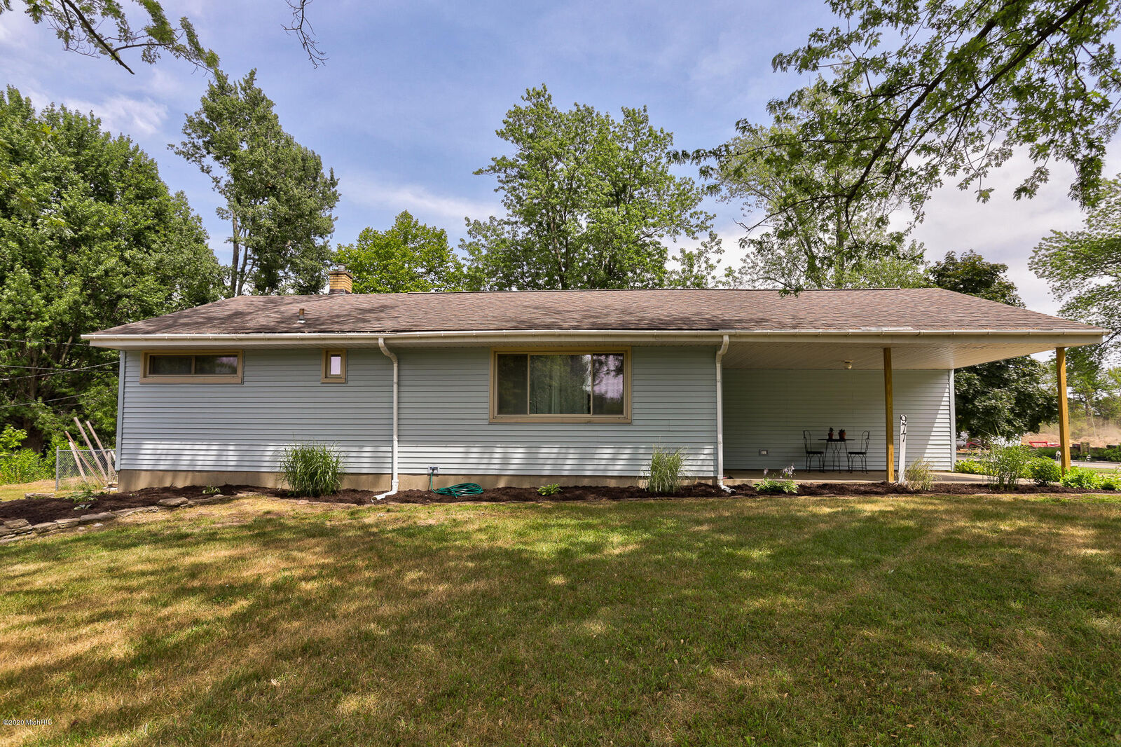 Property Photo:  977 College Avenue  MI 49423 