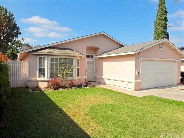 Property Photo: 10420 Park CA 90706