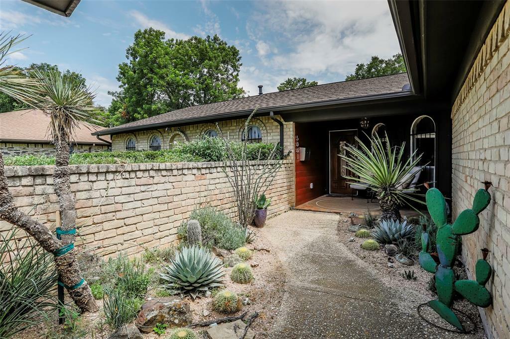 Property Photo:  5001 Fall River Drive  TX 76103 