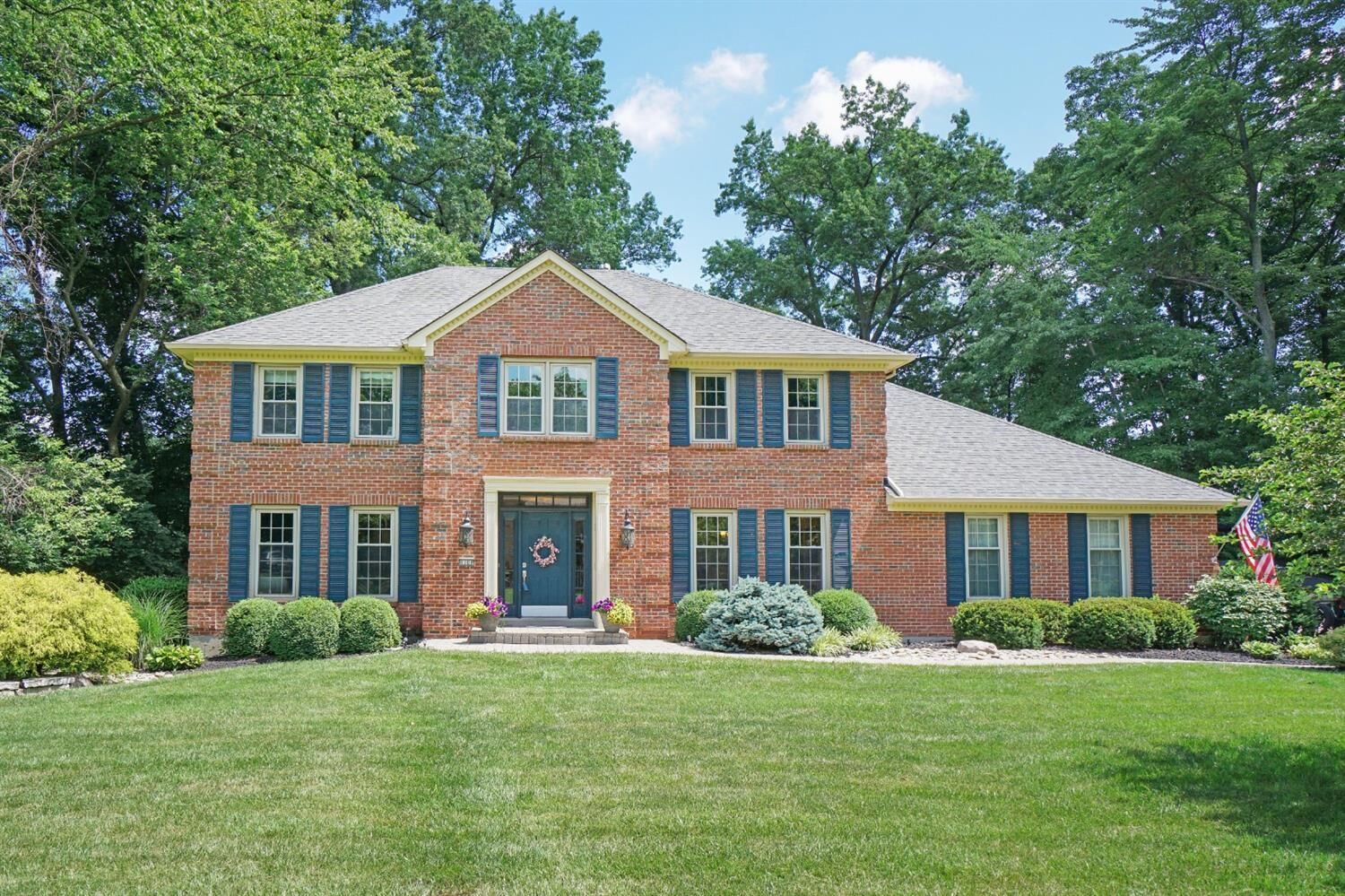 Property Photo: 1701 Paxton South Dr OH 45140