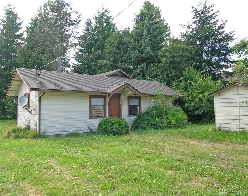 Property Photo:  1408  22nd Street  WA 98225 