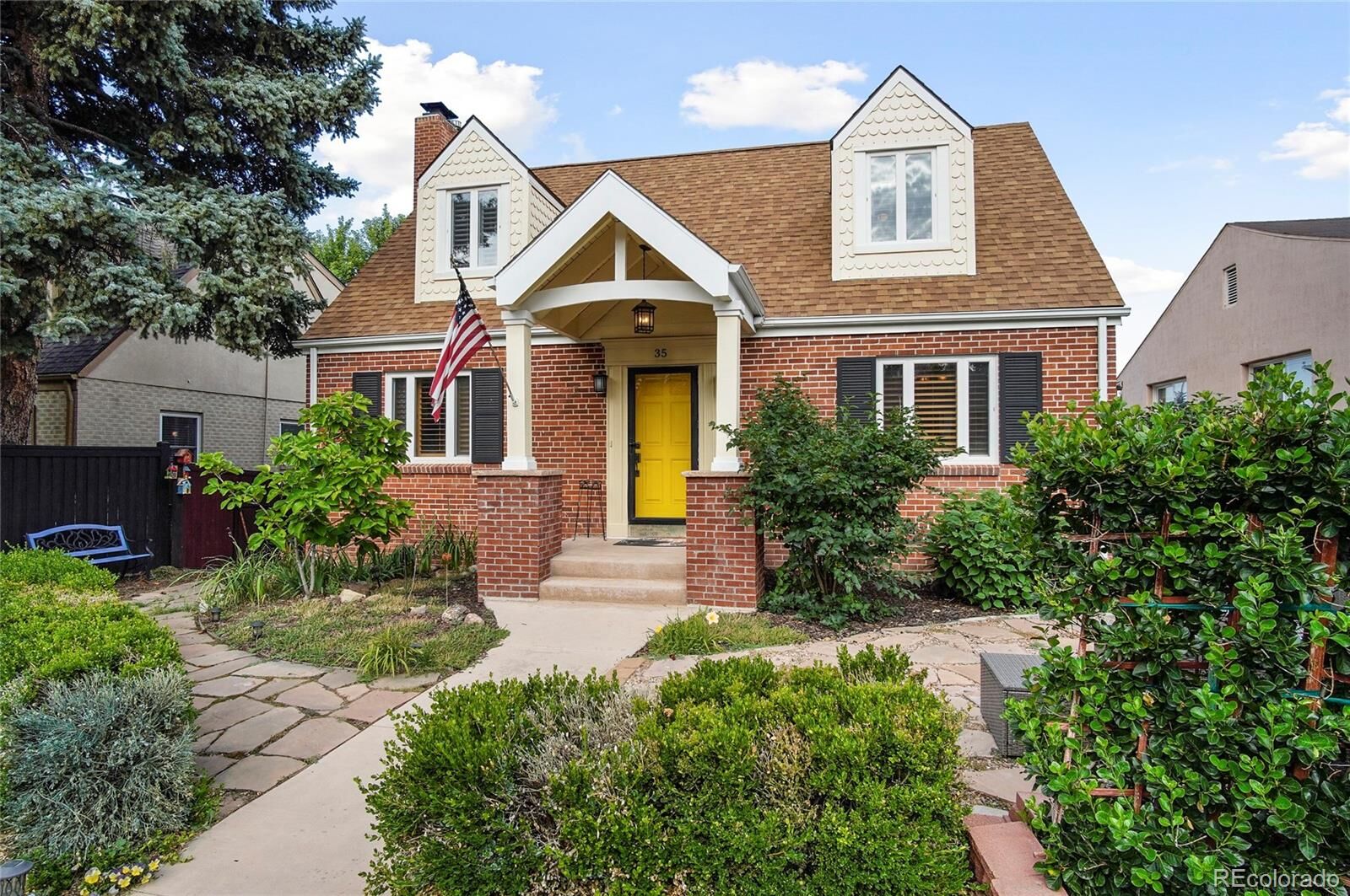 Property Photo:  35 S Albion Street  CO 80246 