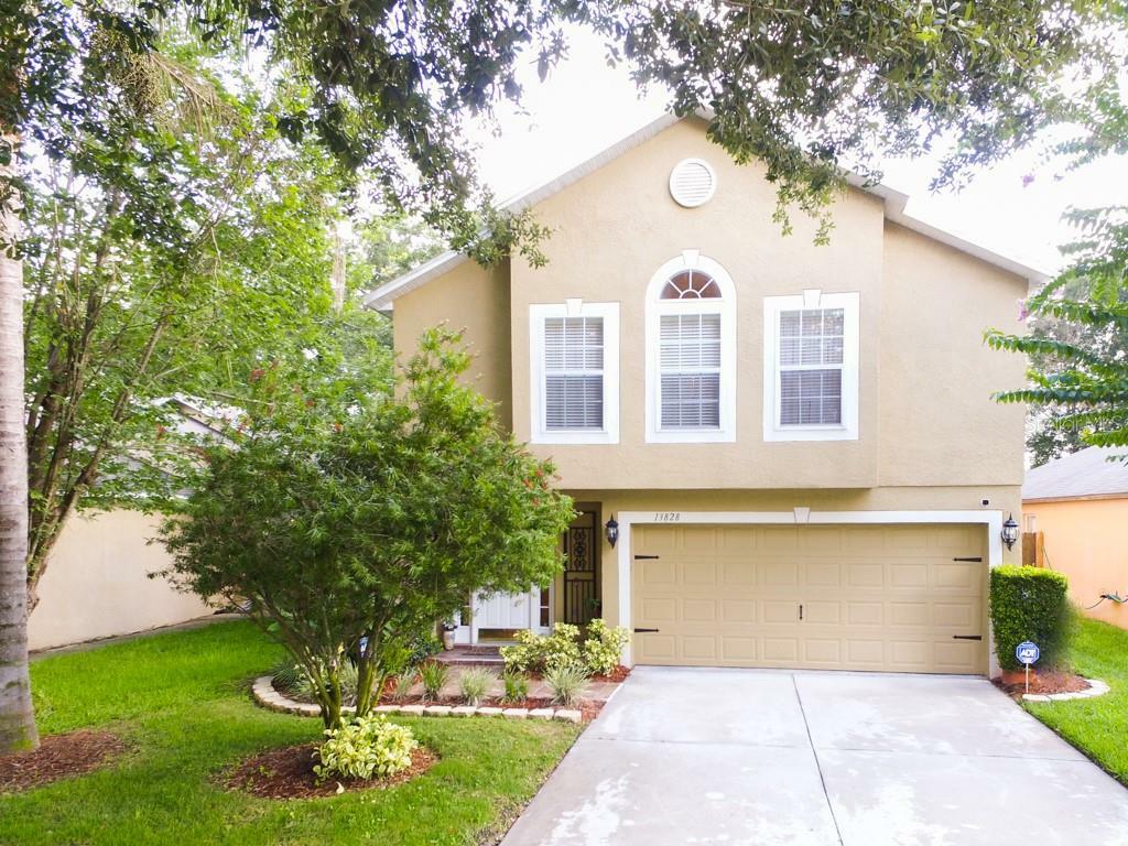 Property Photo:  13828 Gentle Woods Avenue  FL 33569 