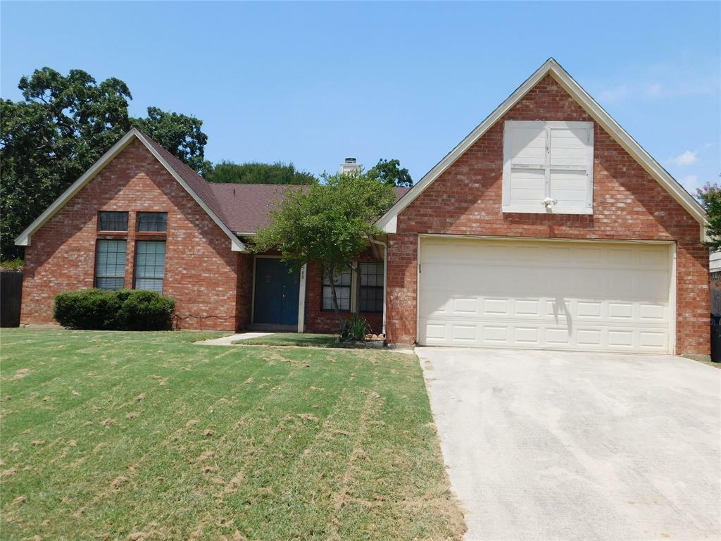 Property Photo:  3300 Fairview Drive  TX 76210 