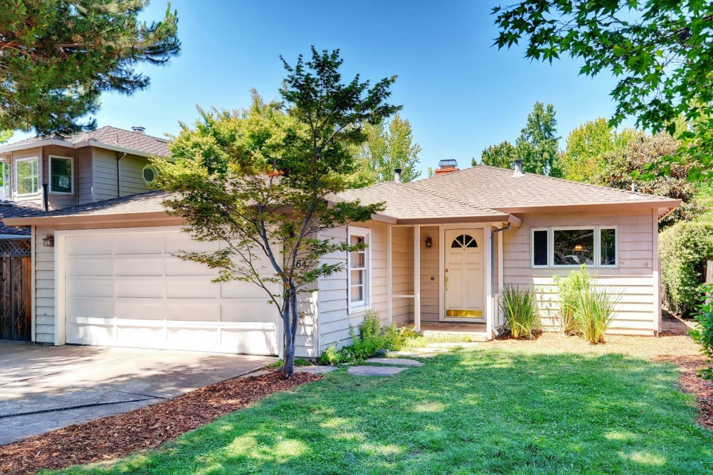 Property Photo:  364 Hedge Road  CA 94025 