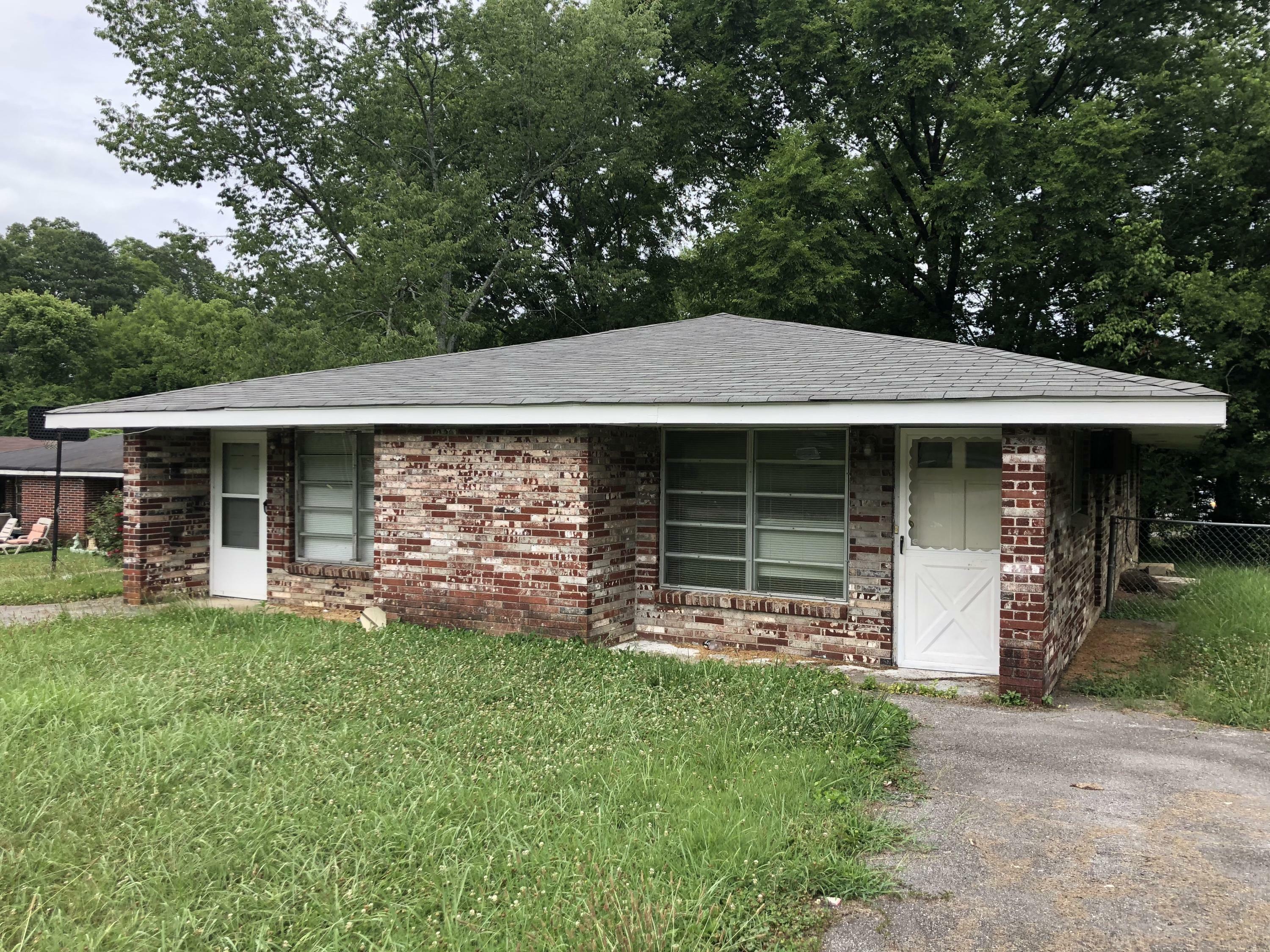 Property Photo:  800 Moss St  TN 37411 