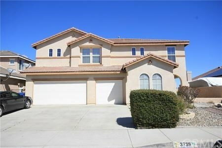 Property Photo:  3739 Sungate Drive  CA 93551 