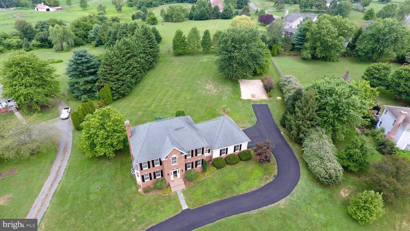 Property Photo:  17827 Sands Road  VA 20158 