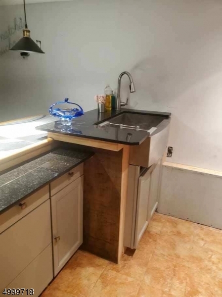 Property Photo: 46 Grandview Ave G NJ 07506