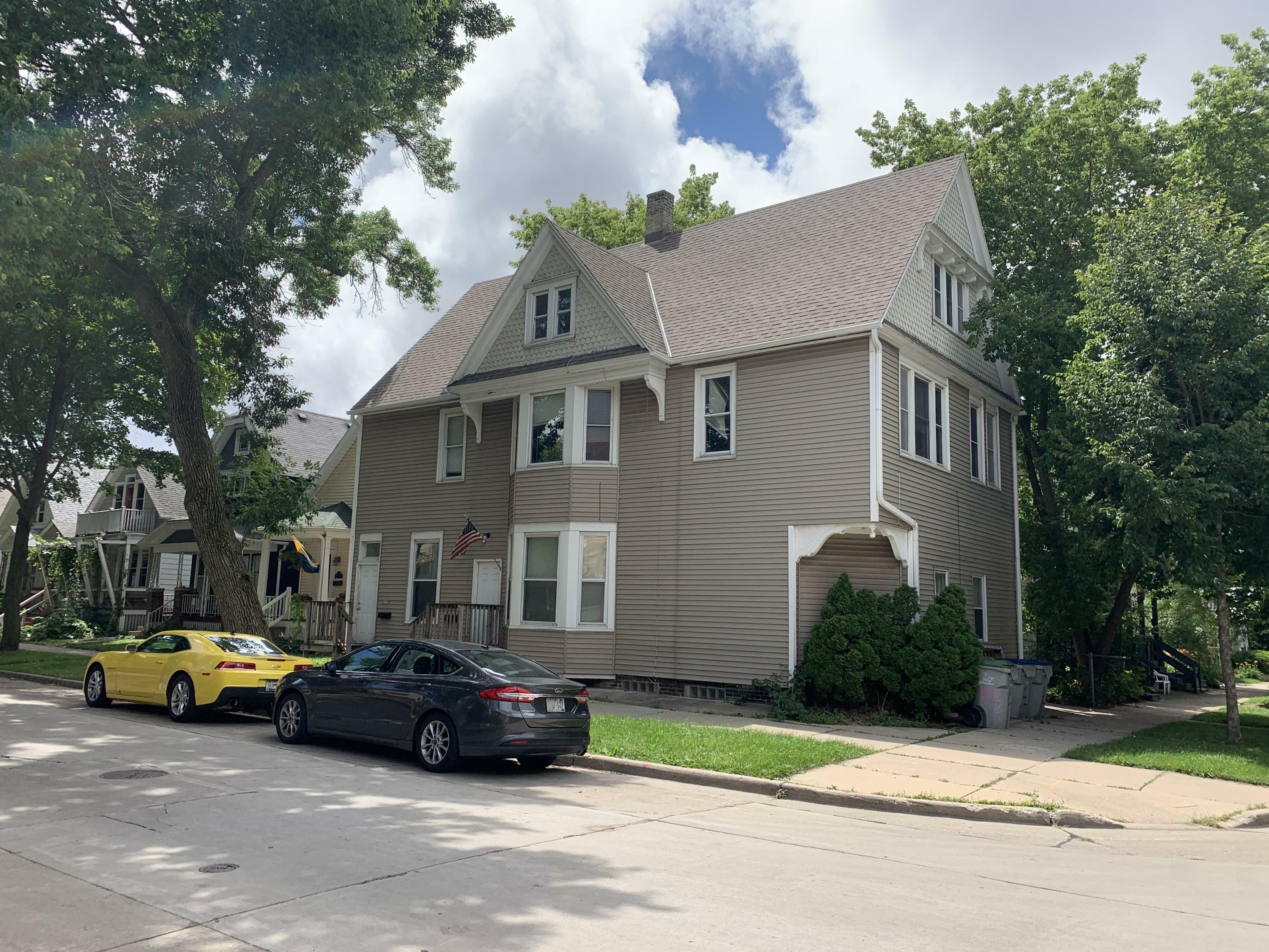 Property Photo: 2539 N Bartlett Ave 2541 WI 53211
