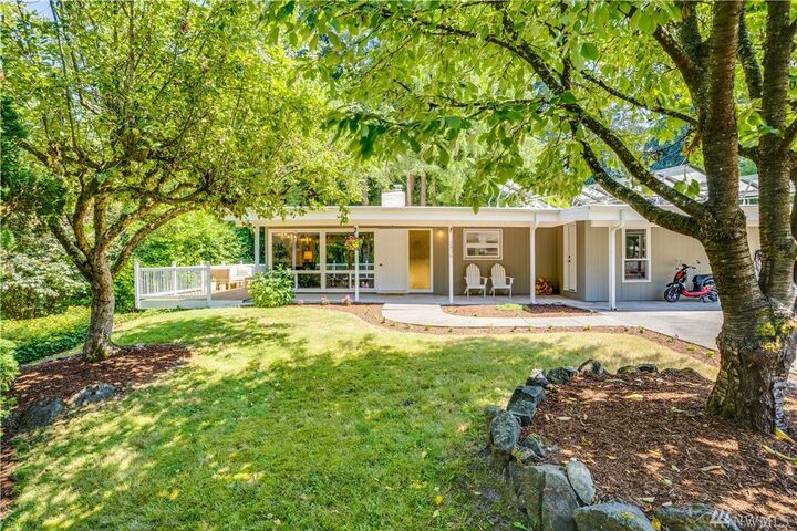 2856 NE 183rd Street  Lake Forest Park WA 98155 photo