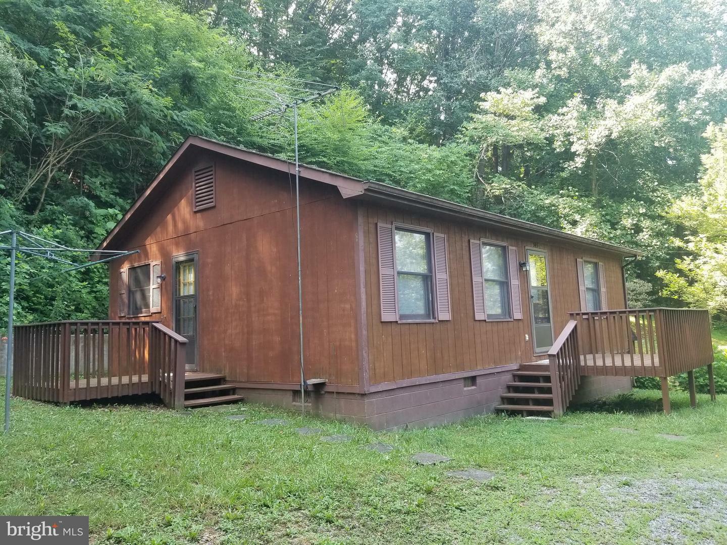 Property Photo:  305 Lauck Lane  VA 22835 