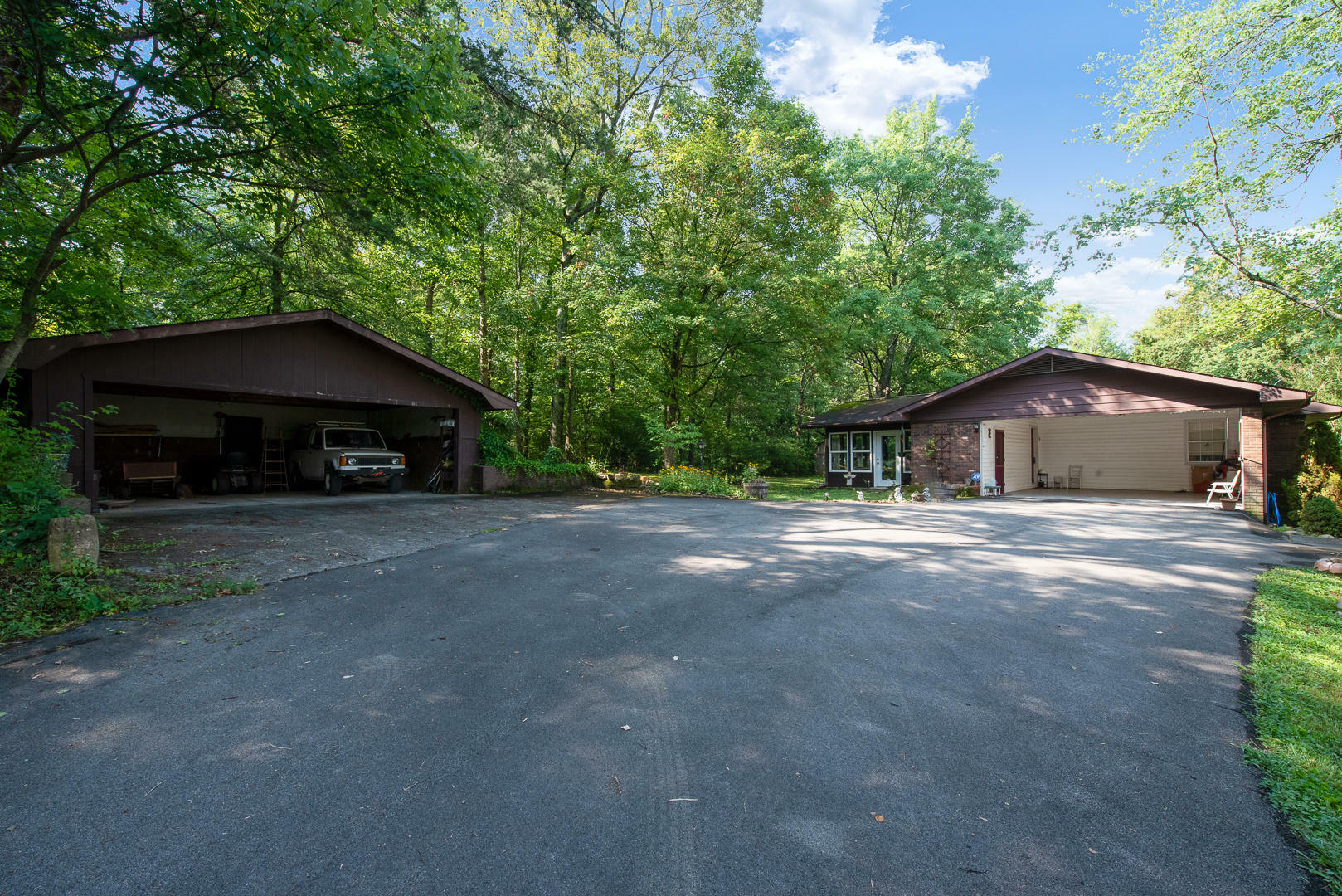 Property Photo:  1295 Craigs Chapel Rd  TN 37742 