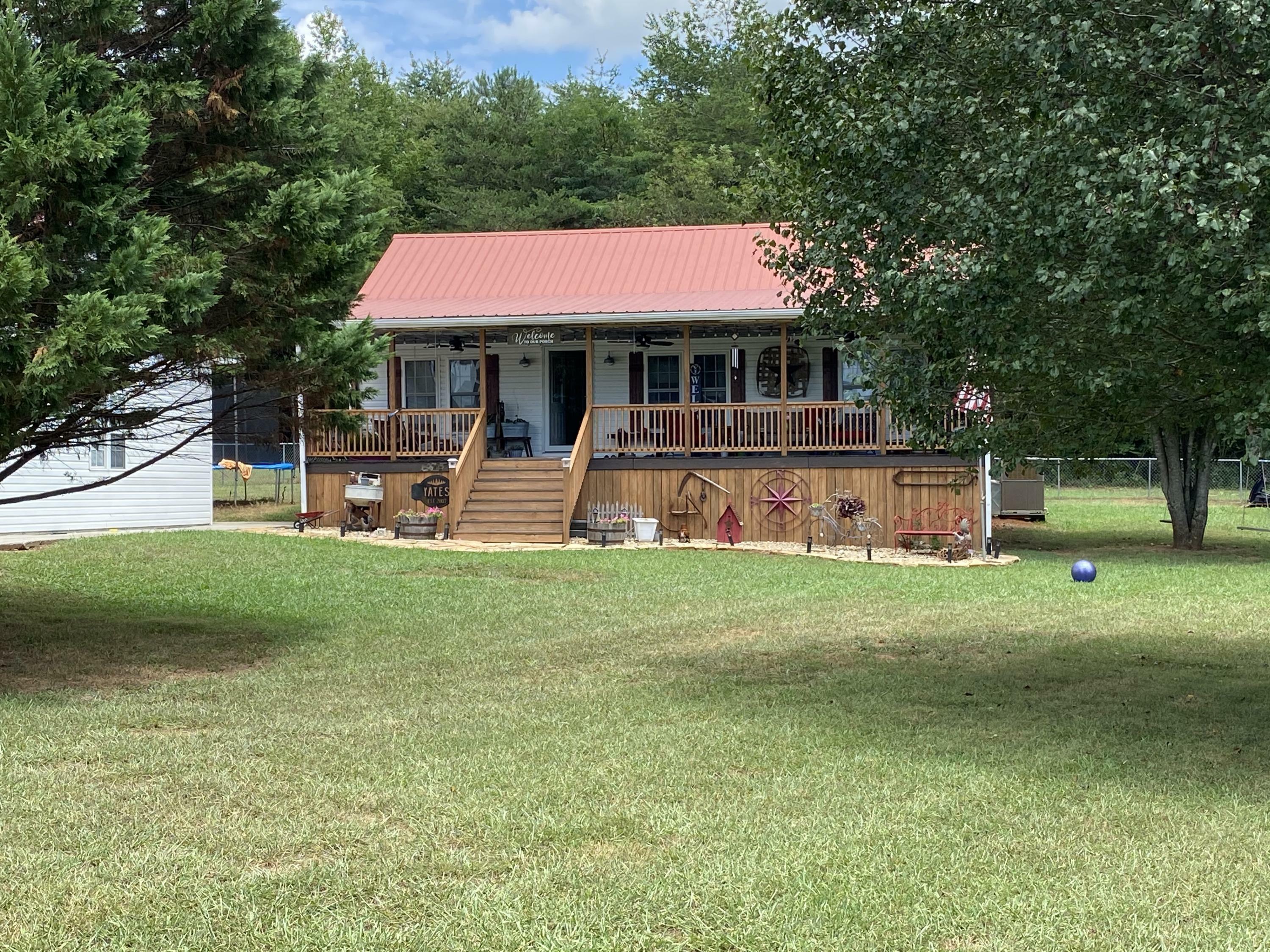 Property Photo:  791 Old State Rd  TN 37385 