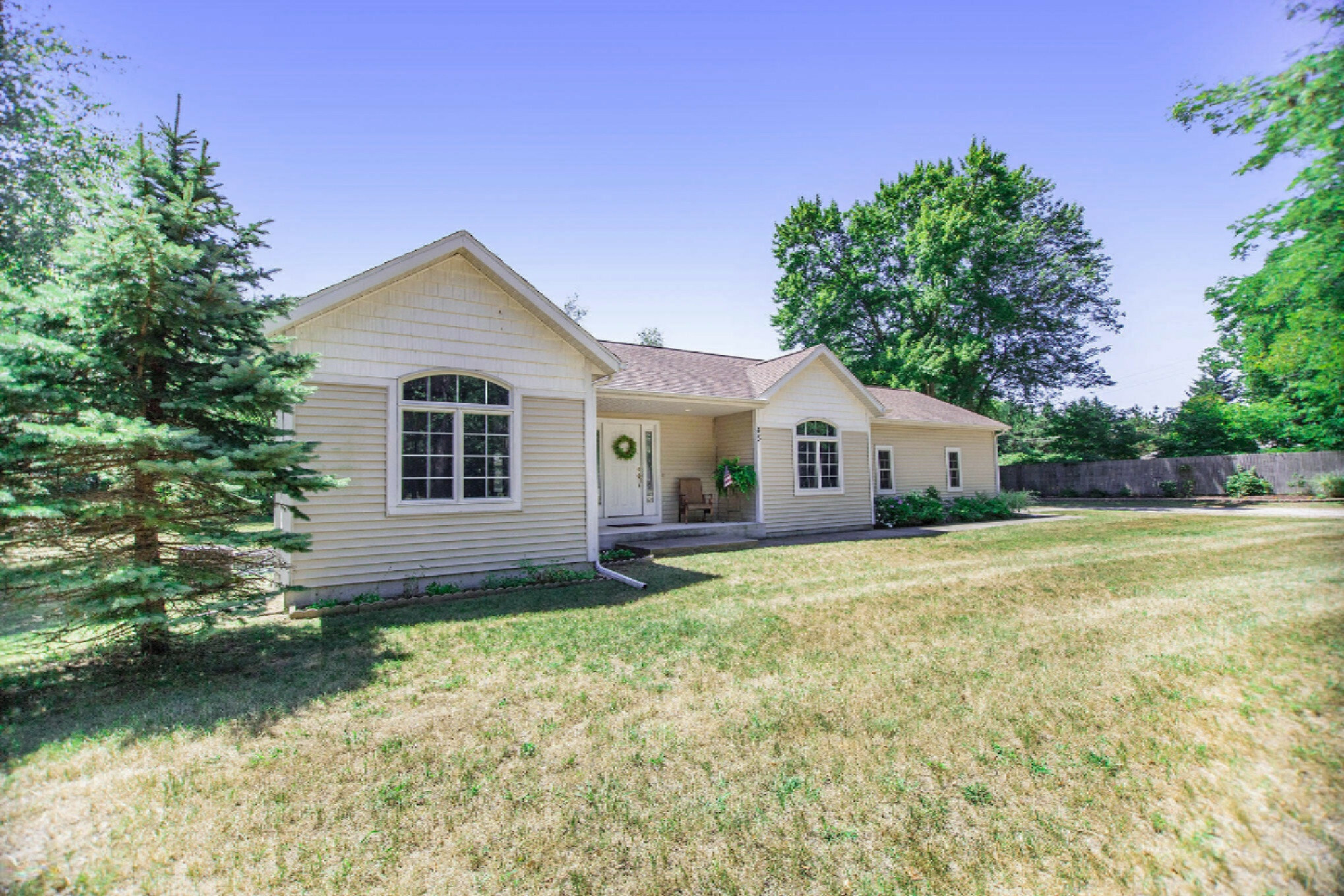 Property Photo:  43 E Sternberg Road  MI 49441 